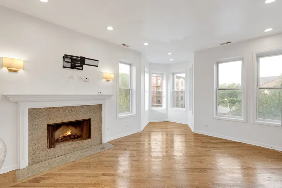 4800 S Saint Lawrence Avenue #2N, Chicago, IL 60615 - #3