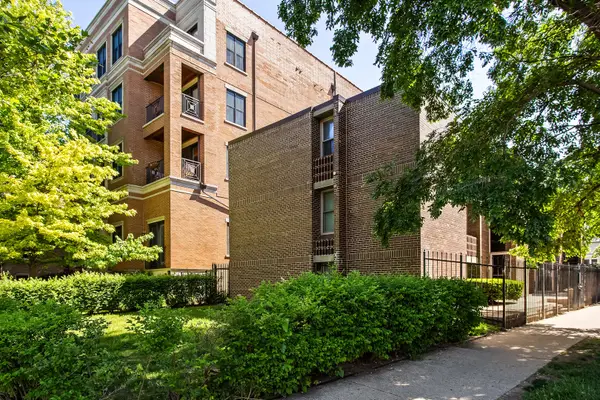 425 South Boulevard #3C, Evanston, IL 60202
