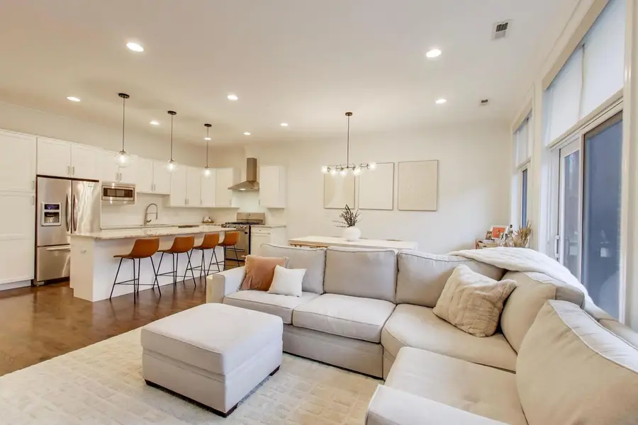 4839 N Damen Avenue #2S, Chicago, IL 60625 - #2