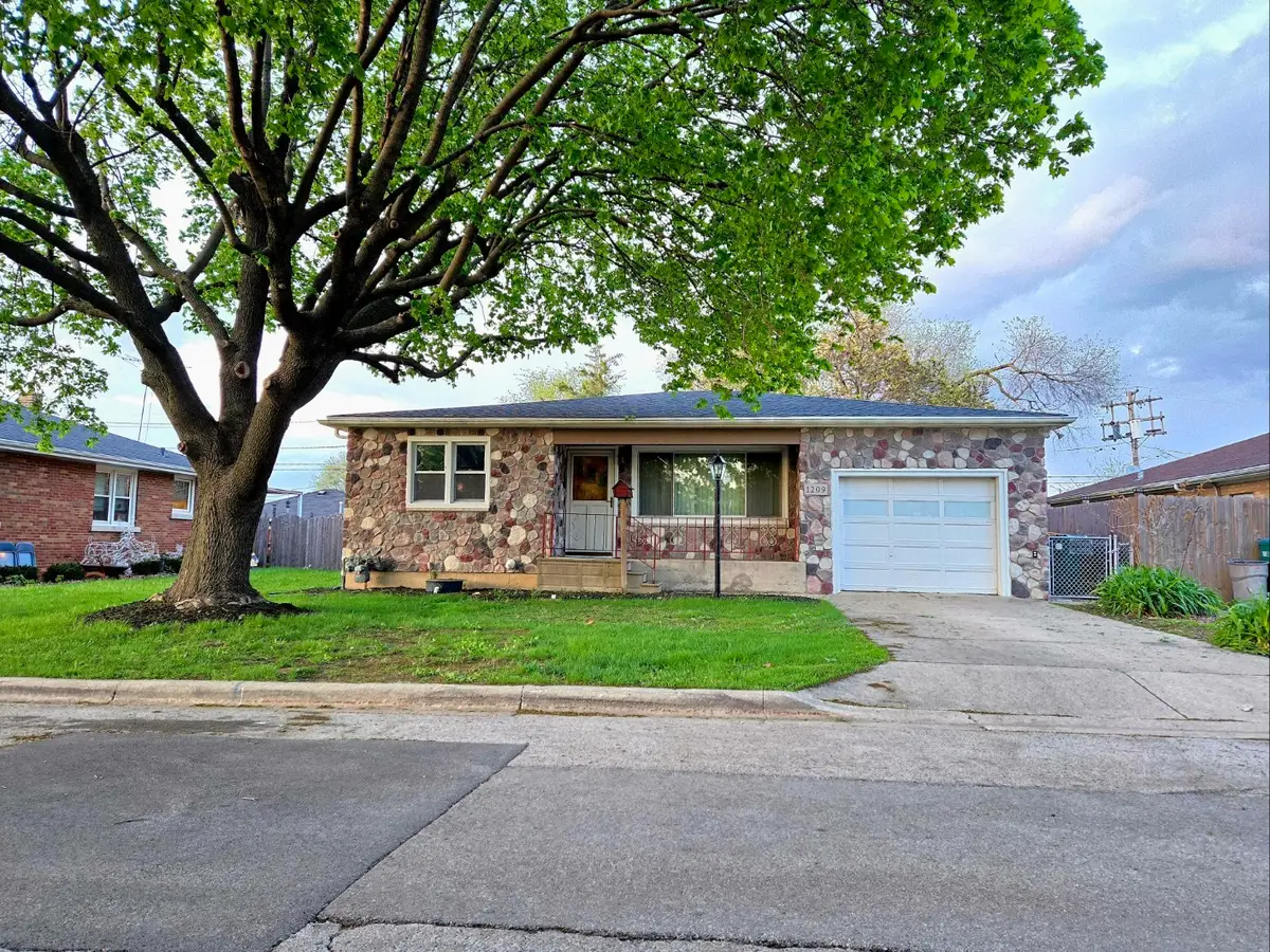 1209 Colorado Avenue, Joliet, IL 60435 - #1