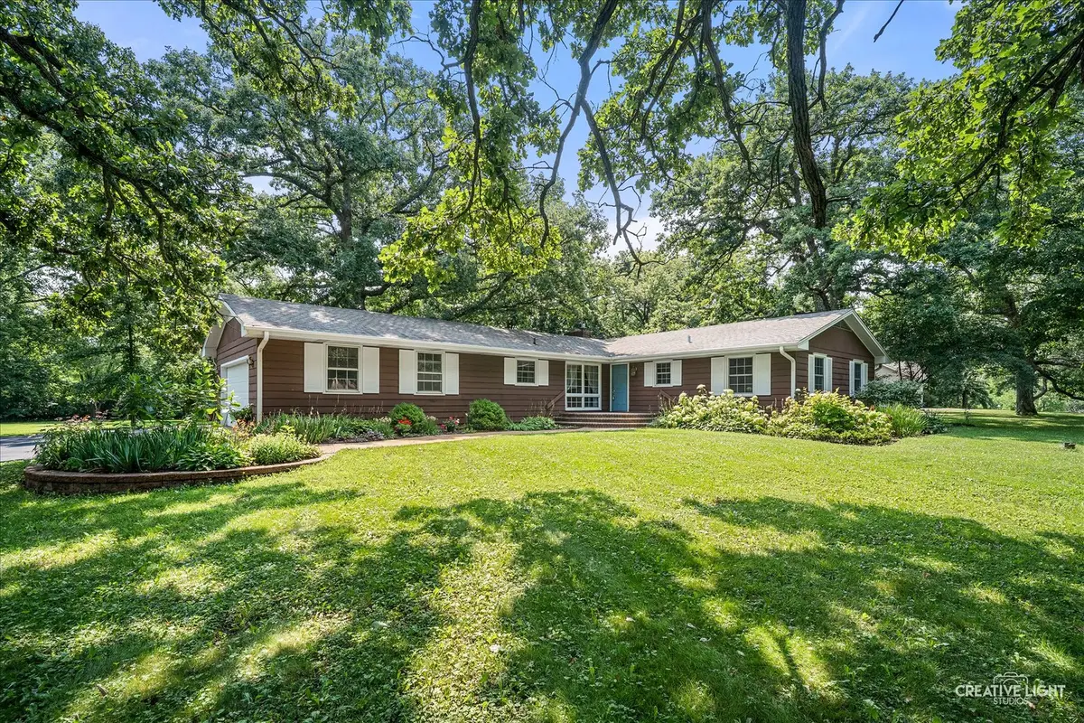 6N373 Oakwood Drive, Saint Charles, IL 60175 - #1