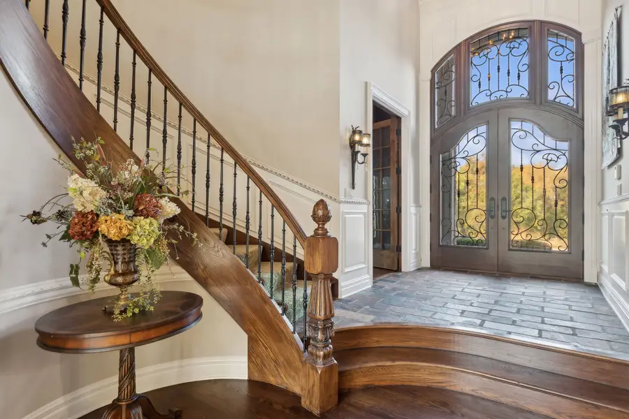 1051 Oakmont Court, Woodstock, IL 60098 - #2