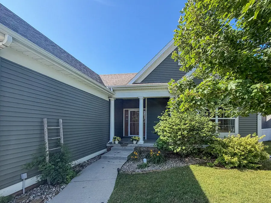 3907 Boulder Ridge Drive, Champaign, IL 61822 - #3