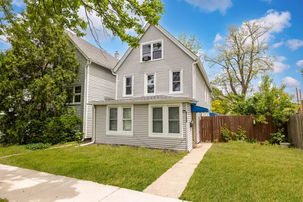 3233 Madison Avenue, Brookfield, IL 60513
