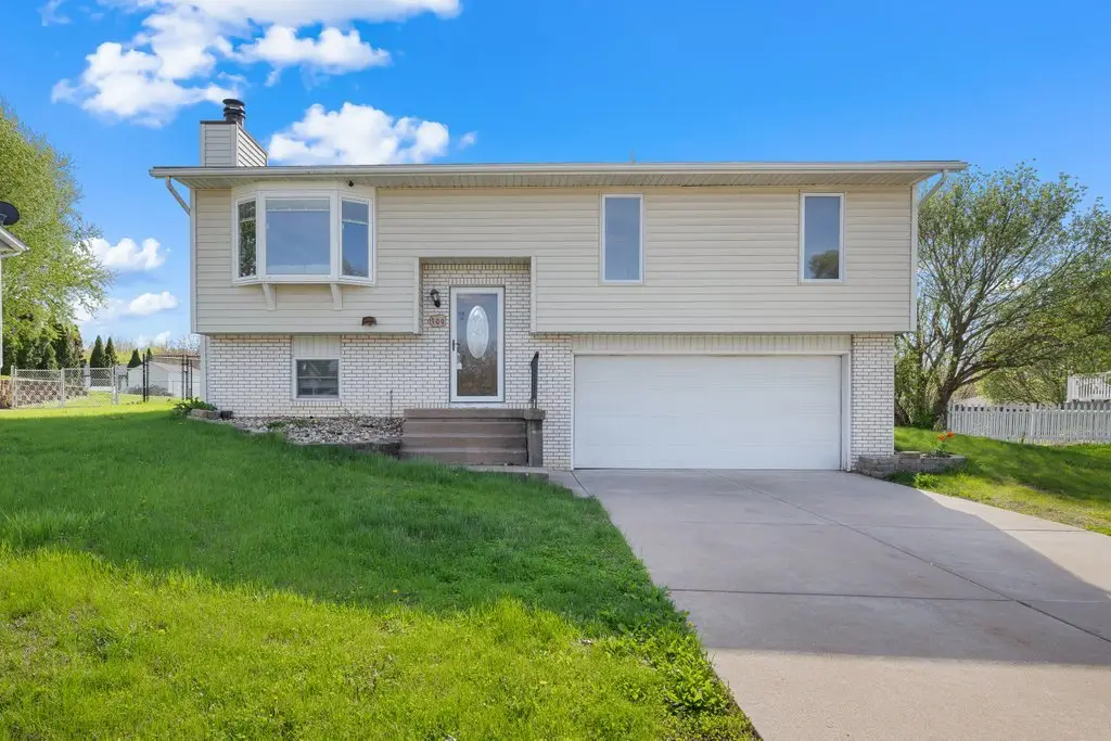 109 Blackhawk Drive, Park View, IA 52748 - #1