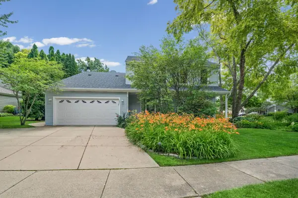 281 Tyler Court, Libertyville, IL 60048