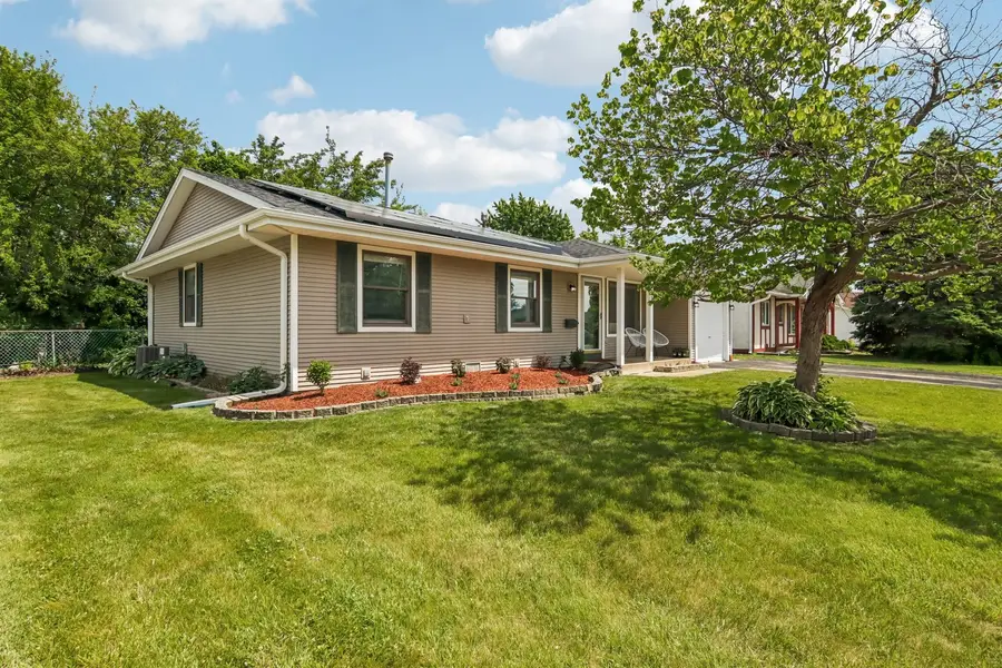 951 Grissom Trail, Elk Grove Village, IL 60007 - #2