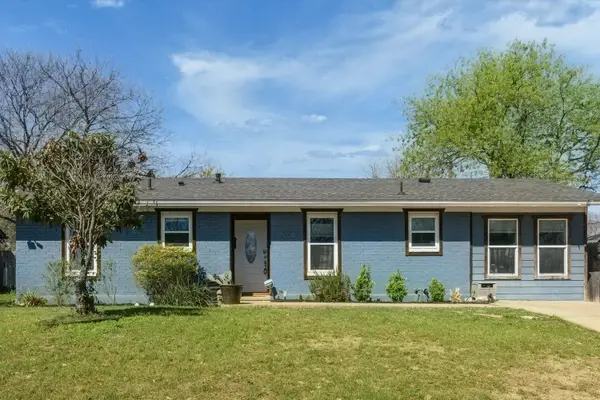 8800 Redfield Lane, Austin,  78758