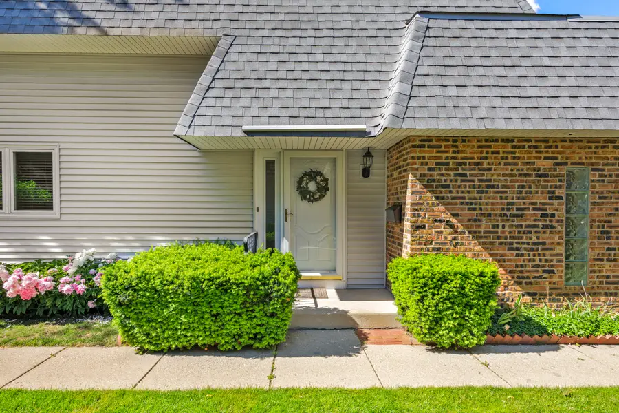 223 Pin Oak Drive #223, Wilmette, IL 60091 - #2
