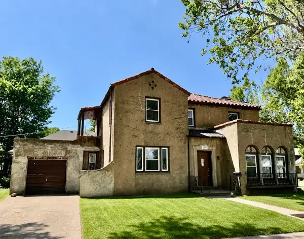 602 S 9th Street, Clinton, IA 52732