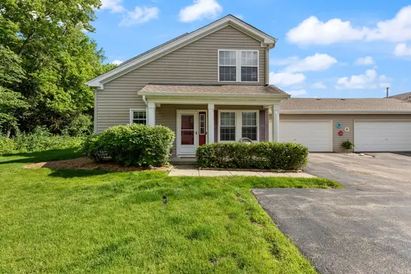 105 Waterbury Circle, Oswego, IL 60543