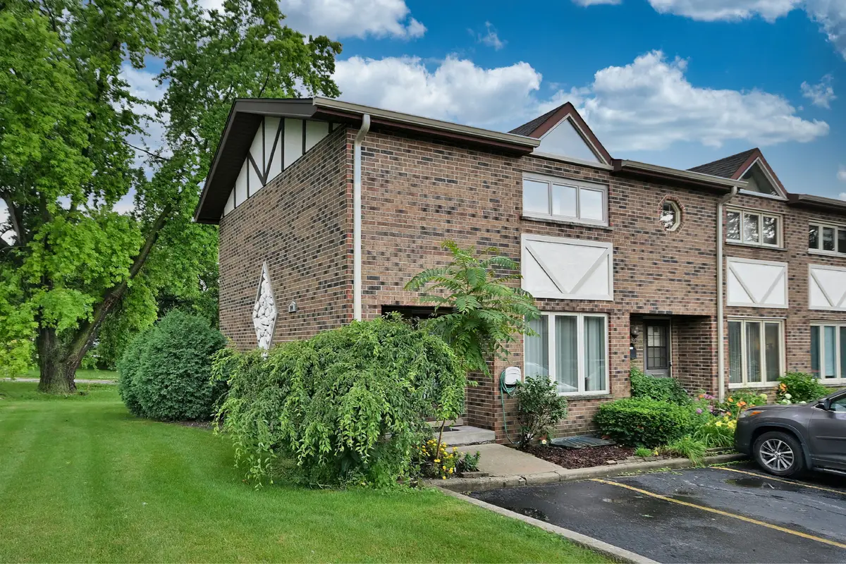 214 N West Avenue #1, Elmhurst, IL 60126 - #1