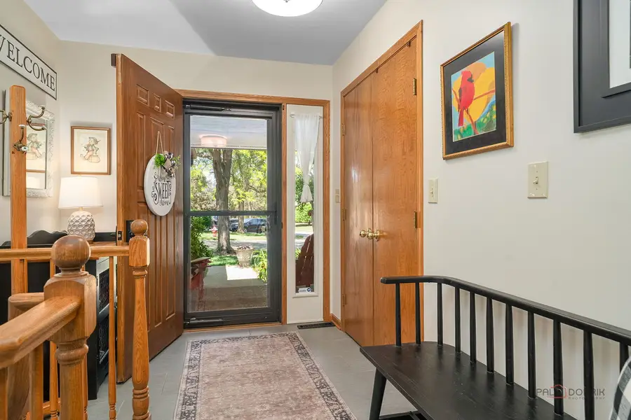 845 Brian Court, Gurnee, IL 60031 - #3