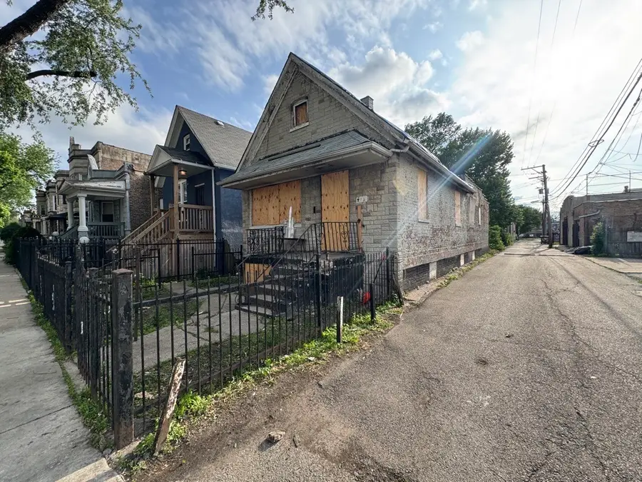 742 N Christiana Avenue, Chicago, IL 60624 - #3