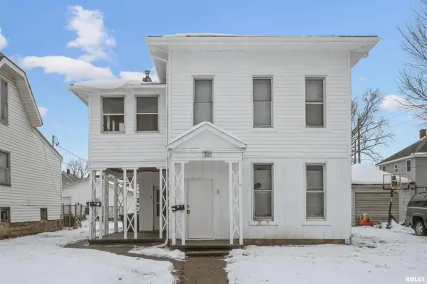 557 6th Avenue S, Clinton, IA 52732