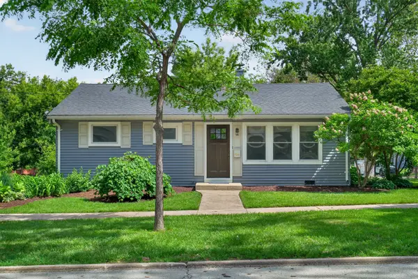 100 N Park Street, Westmont, IL 60559