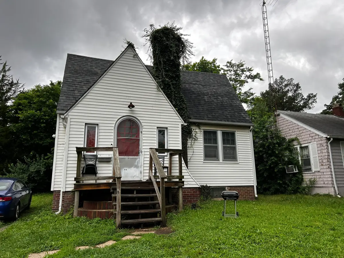 605 S 24th Street, Mount Vernon, IL 62864 - #1