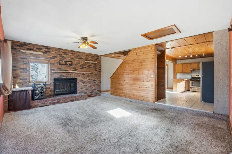 2137 Vine Street, Davenport, IA 52804 - #3