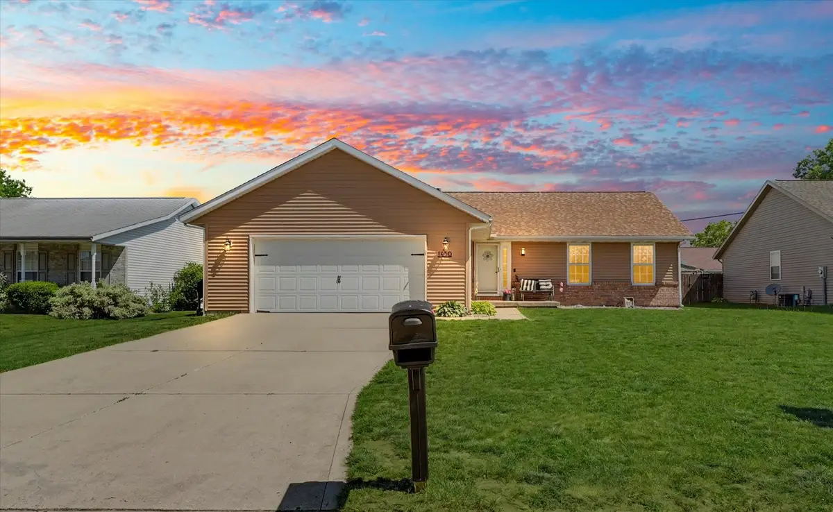 1430 Honeysuckle Lane, Farmer City, IL 61842 - #1