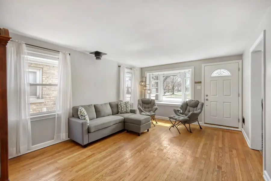 3504 W 107th Street, Chicago, IL 60655 - #3
