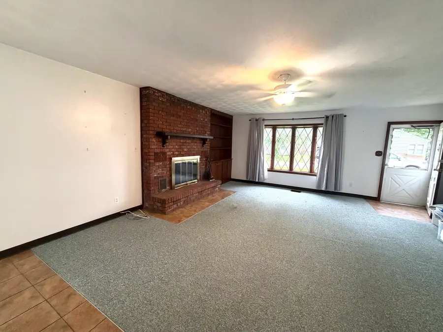 1331 S Pine Street, Centralia, IL 62801 - #2