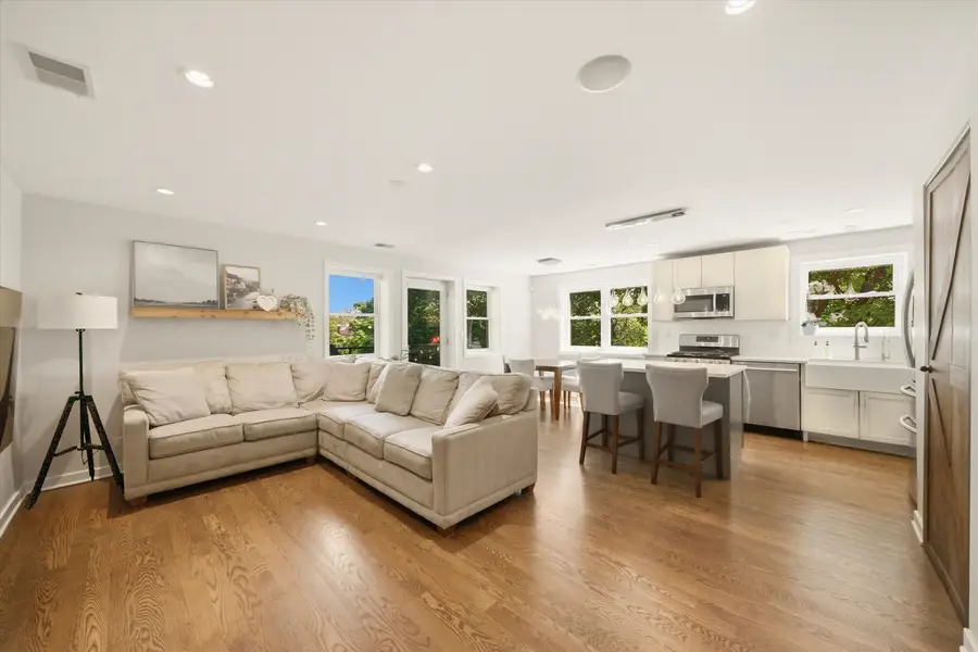 2501 W Bryn Mawr Avenue #302, Chicago, IL 60659 - #2