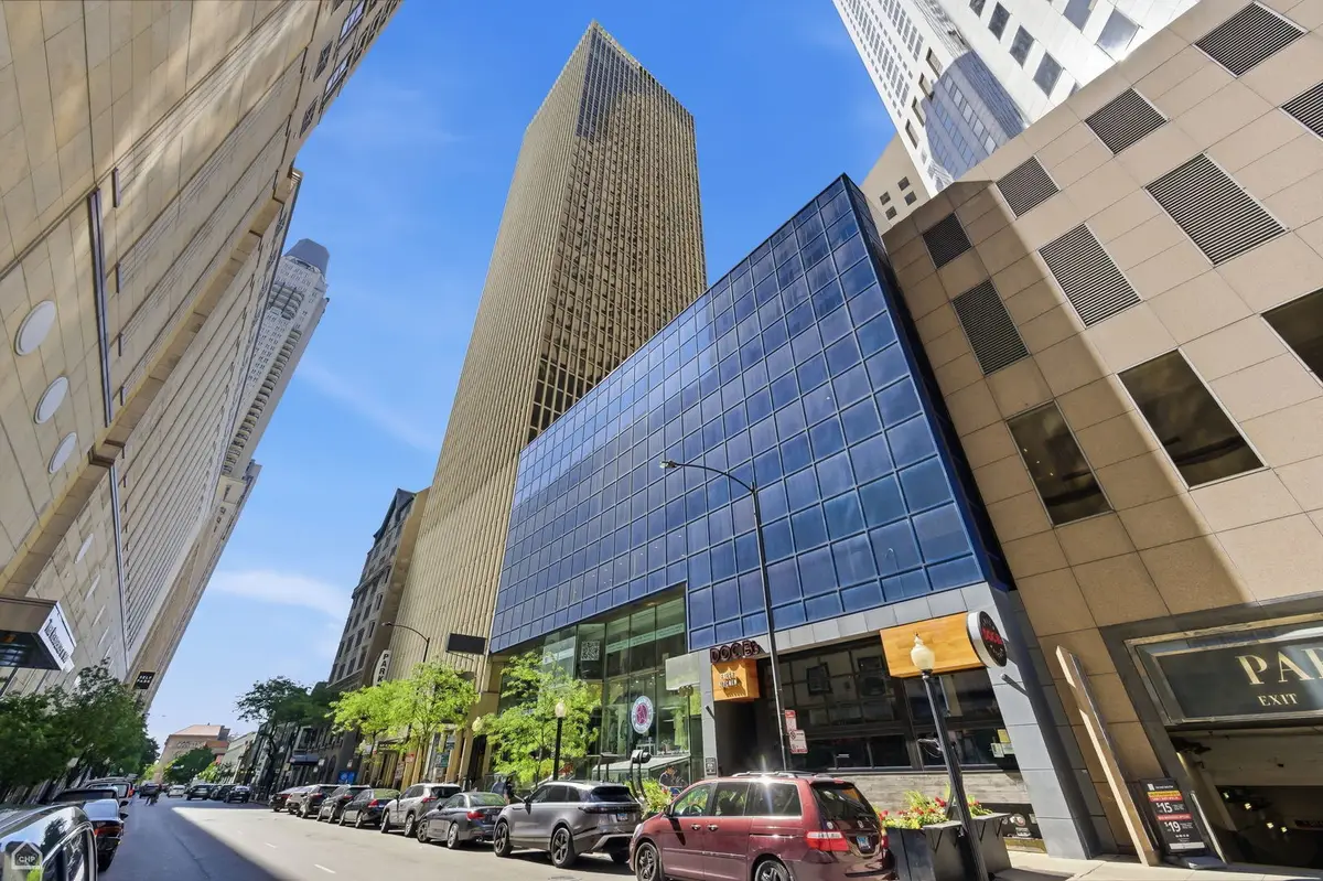 100 E Walton Street #36D, Chicago, IL 60611 - #1