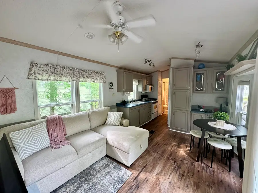 2795 E 28th Road, Seneca, IL 61360 - #3