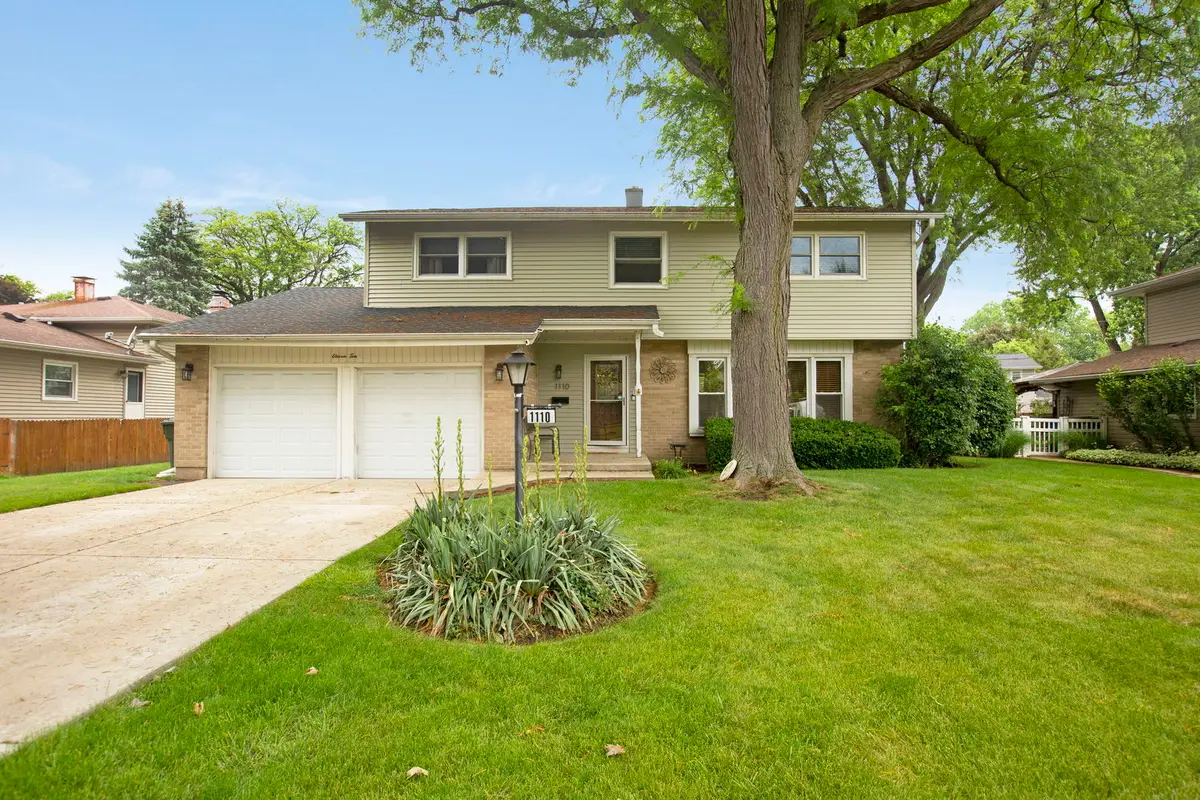 1110 E Dogwood Lane, Mount Prospect, IL 60056 - #1