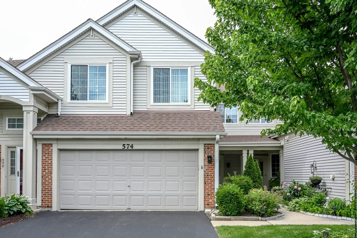 574 E Thornhill Lane, Palatine, IL 60074 - #1