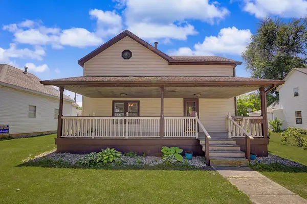 1206 E Main Street, Clinton, IL 61727