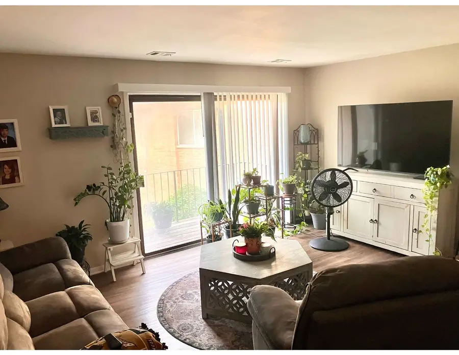 4833 W 109th Street #201, Oak Lawn, IL 60453 - #2