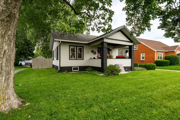 307 W Cleveland Street, Heyworth, IL 61745