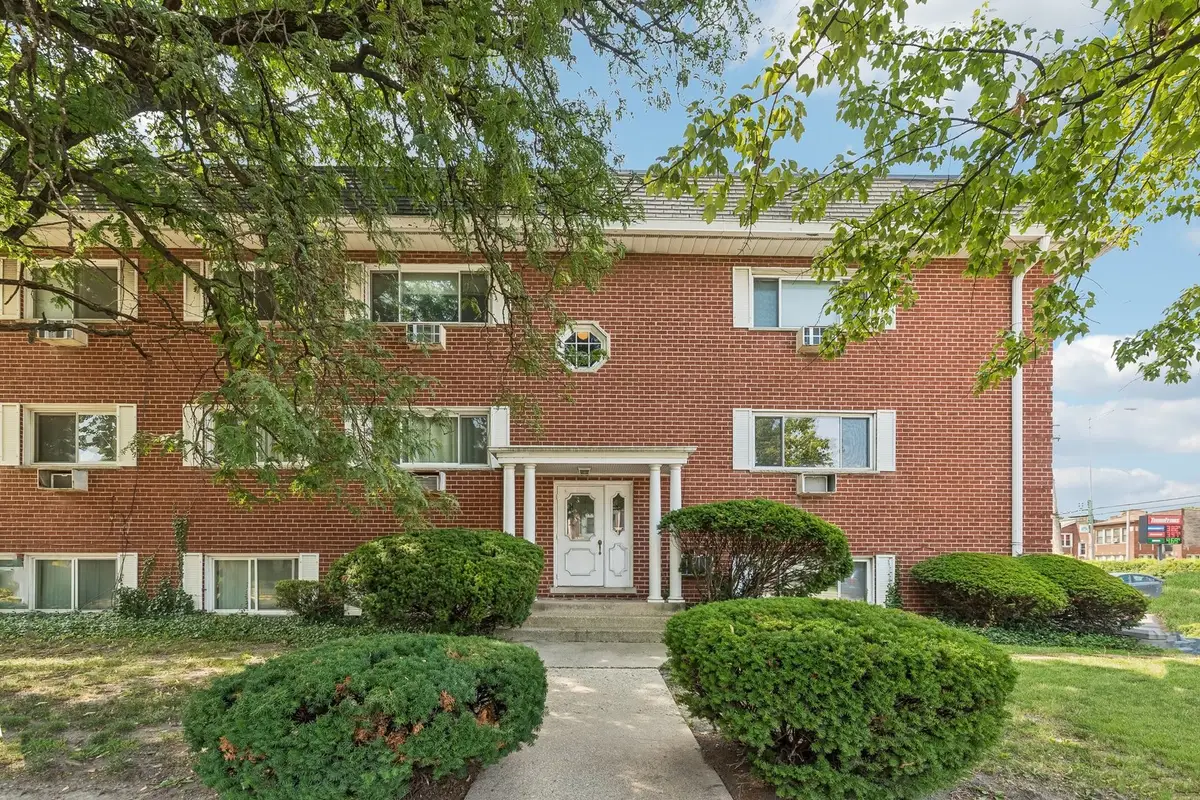 727 S Maple Avenue #102, Oak Park, IL 60304 - #1