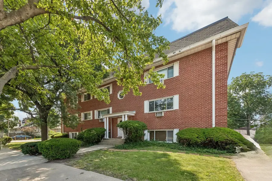 727 S Maple Avenue #102, Oak Park, IL 60304 - #2