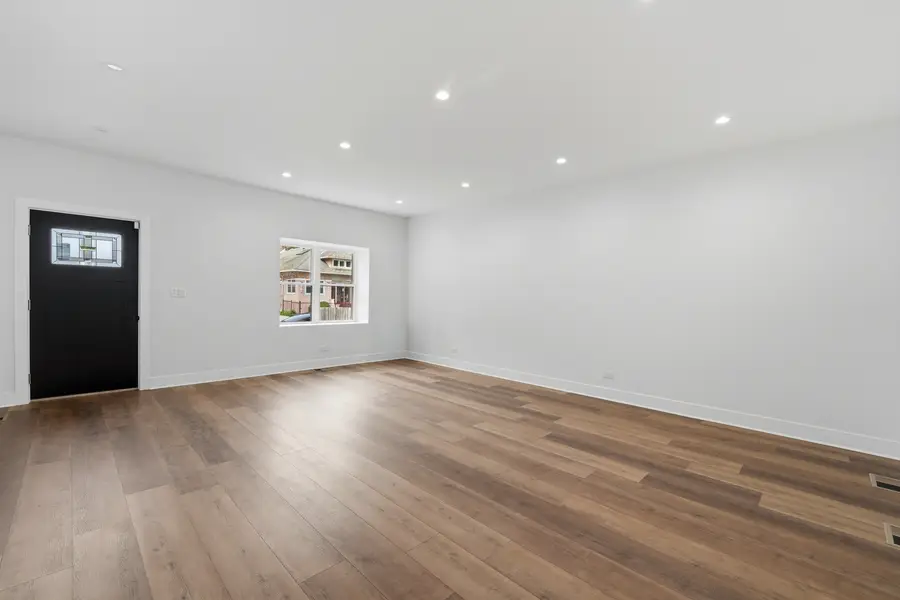 5729 W Ohio Street, Chicago, IL 60644 - #3