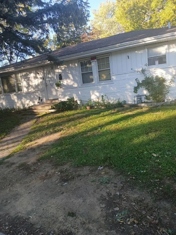 614 N County Street, Waukegan, IL 60085