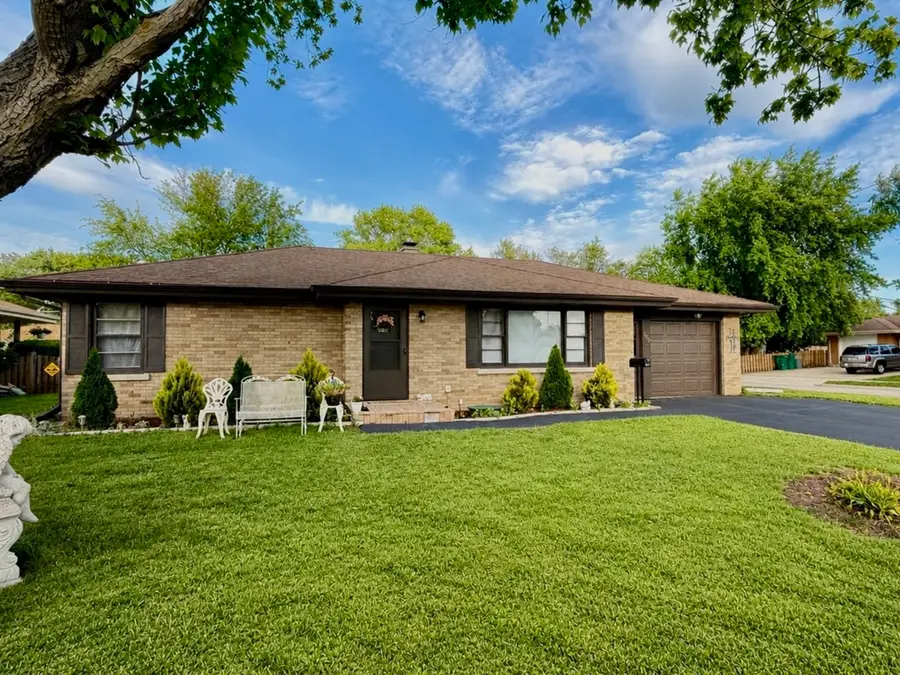 900 Westminster Road, Joliet, IL 60435 - #2