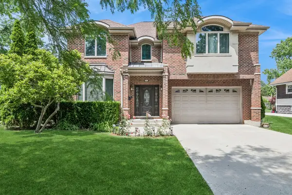 822 E Prairie Avenue, Des Plaines, IL 60016