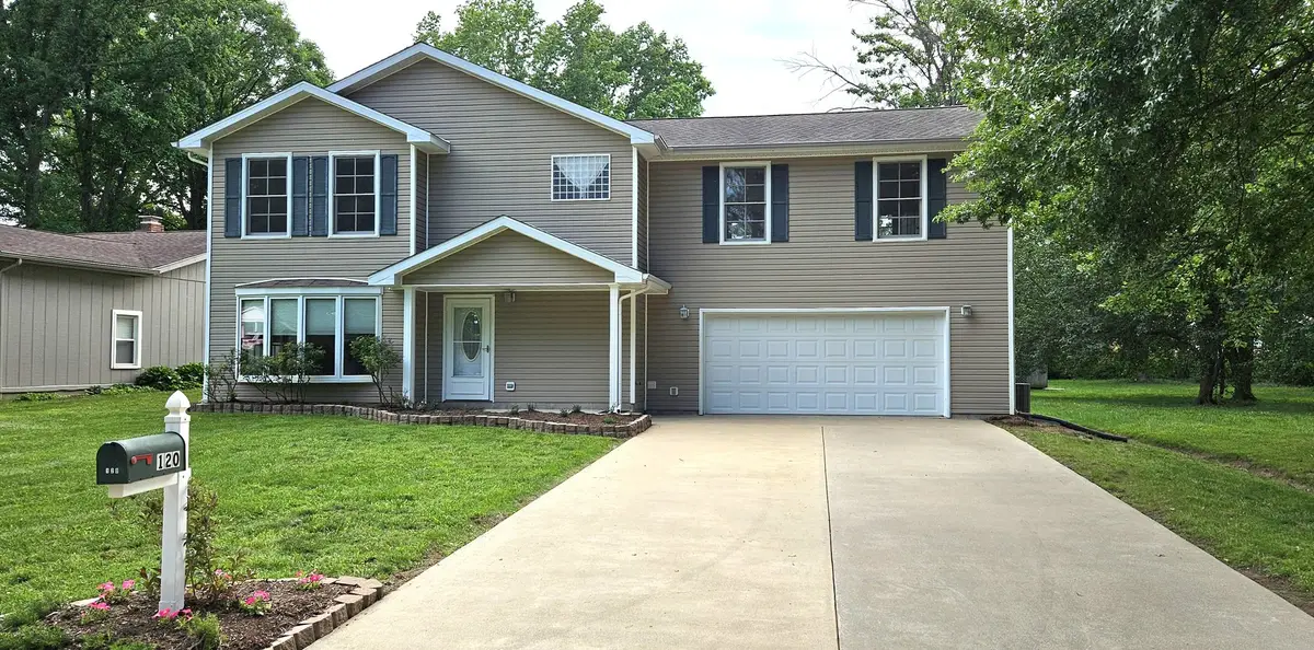 120 N Lark Lane, Carbondale, IL 62901 - #1