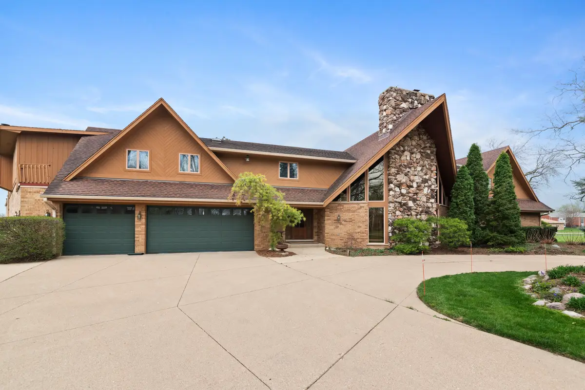 607 Berkshire Court, Downers Grove, IL 60516 - #1