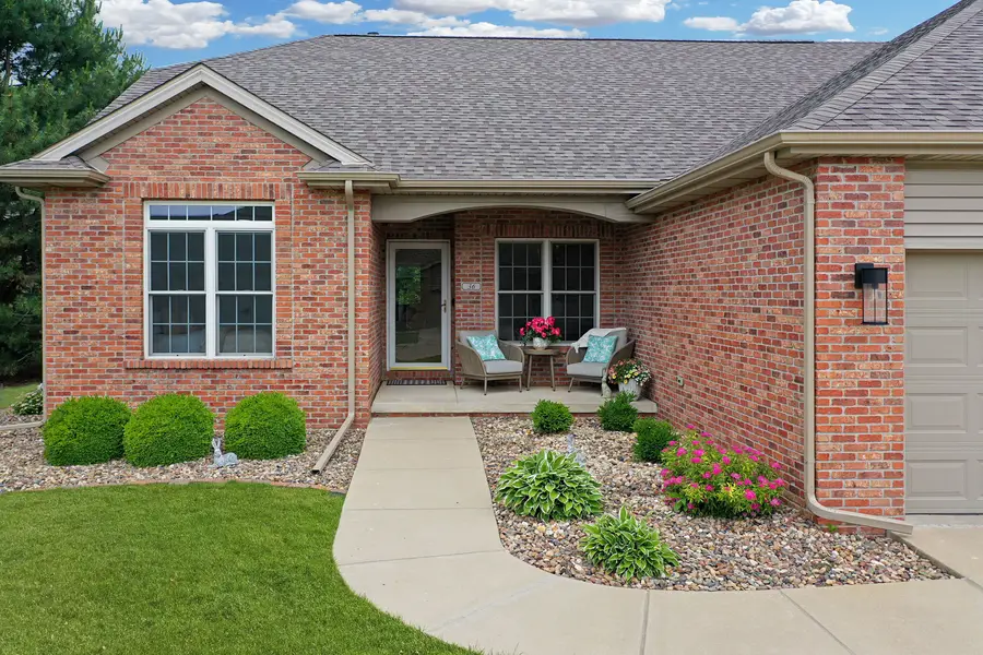 36 Laurel Wood Drive, Bloomington, IL 61704 - #2