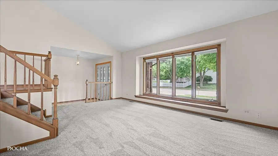 29 Mayfair Lane, Aurora, IL 60504 - #3