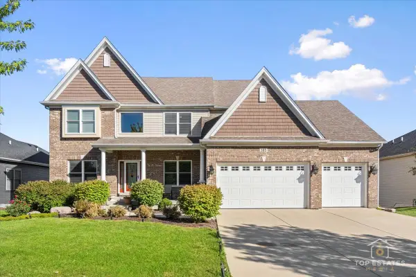 385 Andover Drive, Oswego, IL 60543