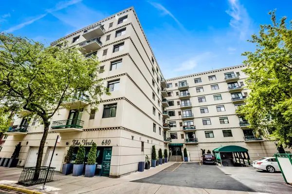 680 N Green Street #508, Chicago, IL 60642