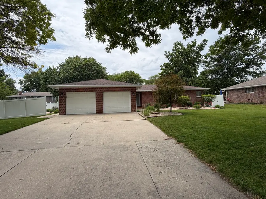 1804 Bruce Street, Morris, IL 60450 - #2