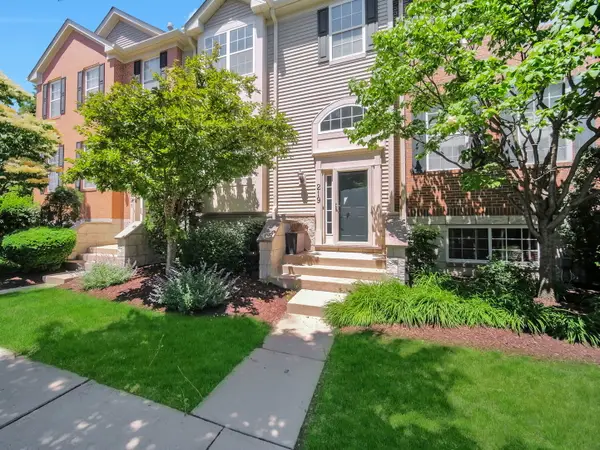 219 Willow Boulevard #1202B, Willow Springs, IL 60480