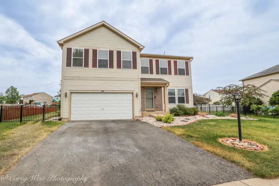 815 Willow Street, Kirkland, IL 60146 - #3