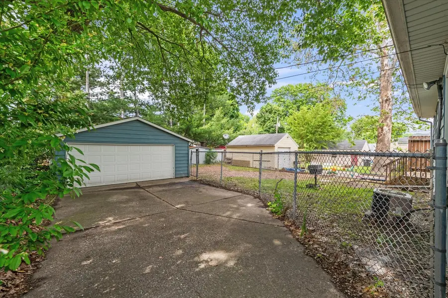 3823 28th Avenue, Rock Island, IL 61201 - #2