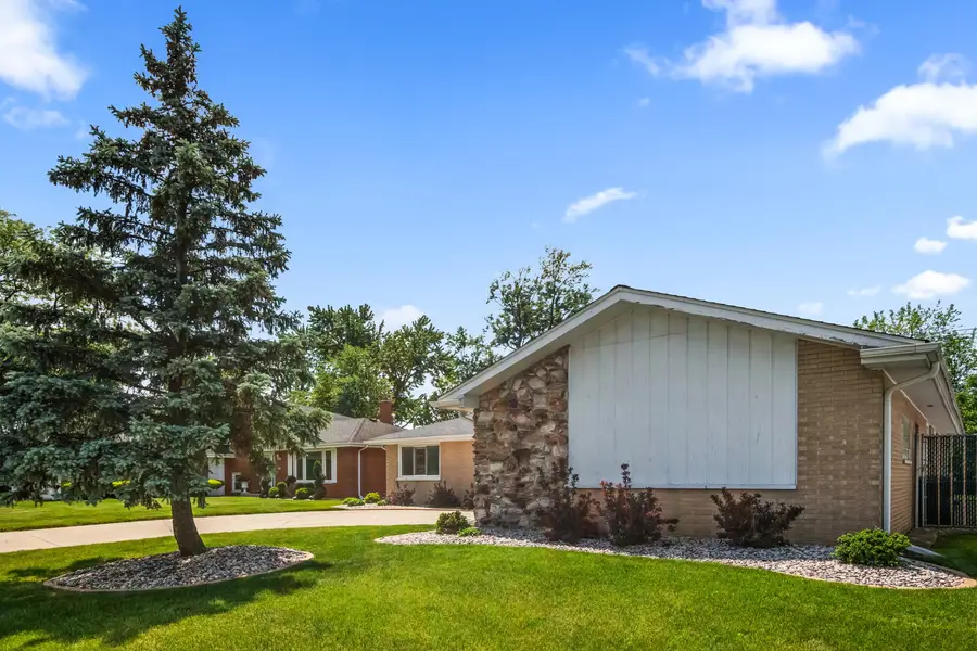 16650 Greenwood Avenue, South Holland, IL 60473 - #2